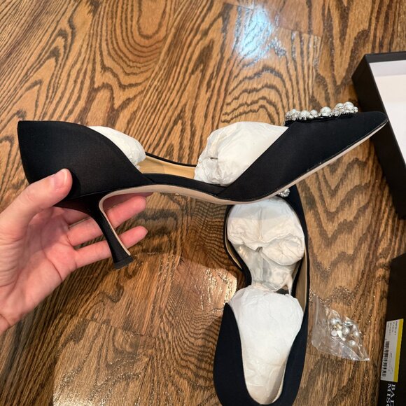 Badgley Mischka Womens Sz 1 Cher Crystal Buckle Pumps Black Satin Stilettos Glam - Picture 8 of 16